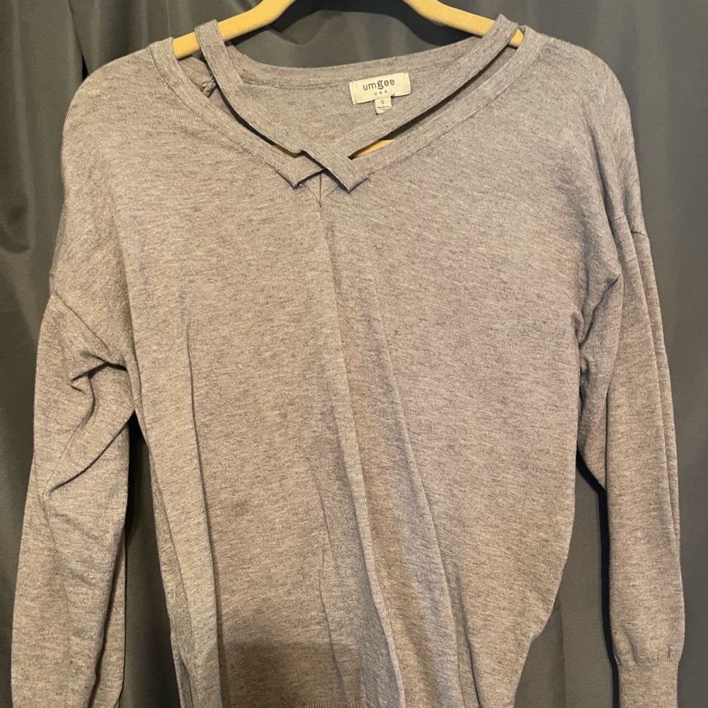 Gray long sleeves